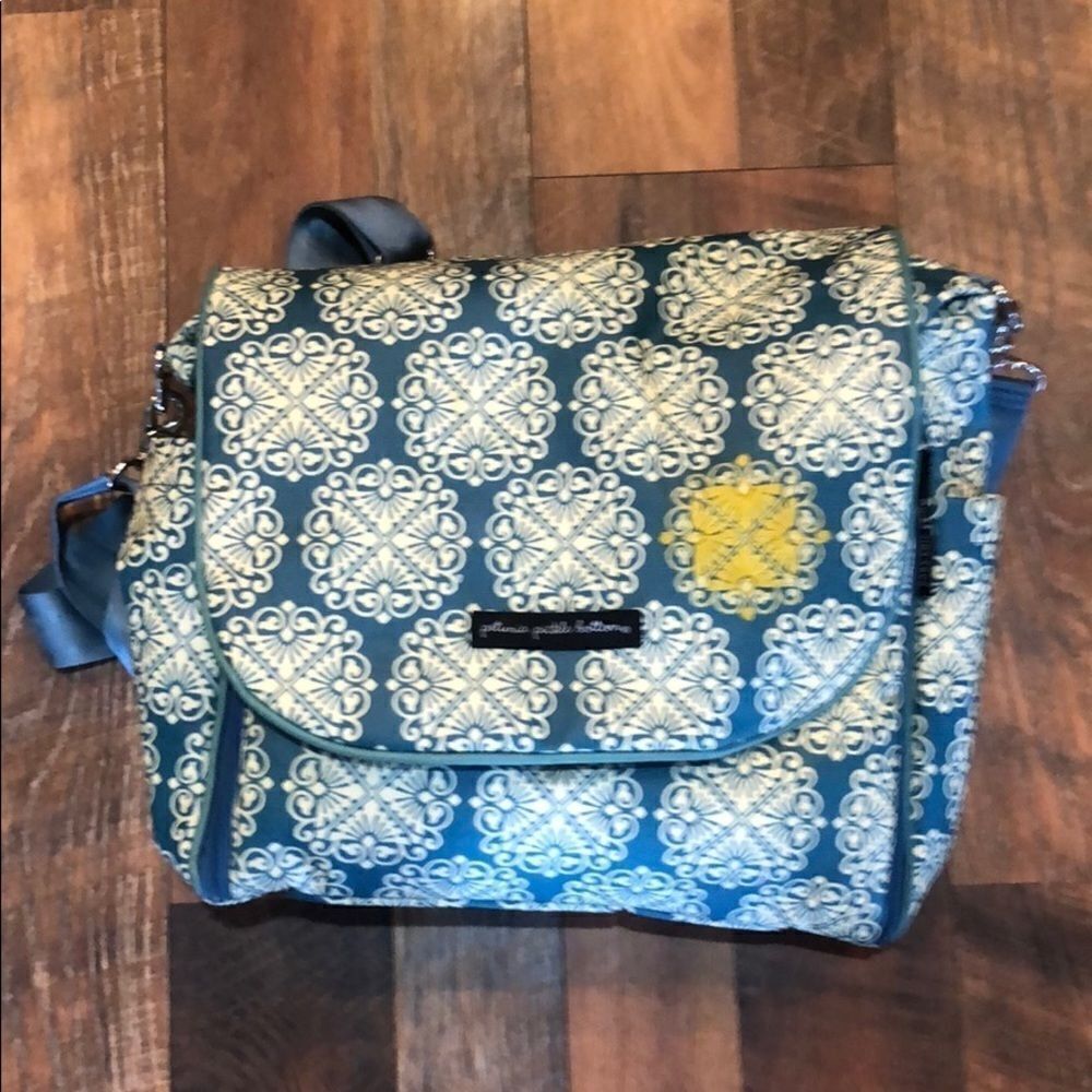 Petunia pickle bottom diaper bag